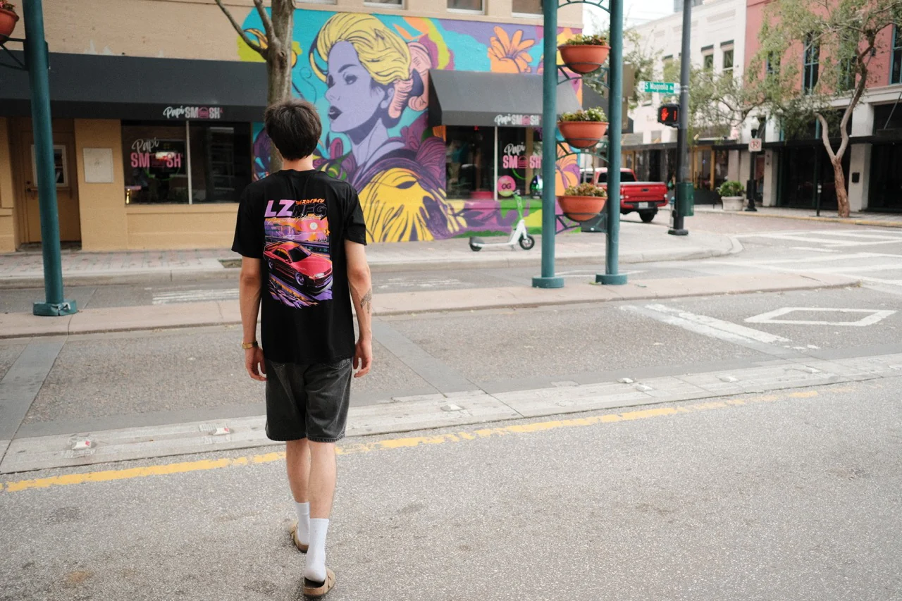 Coastal R32 Tee - Image 5