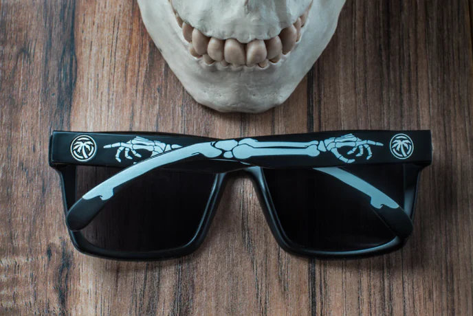 Heatwave Vise Sunglasses: Bones Customs - Image 4