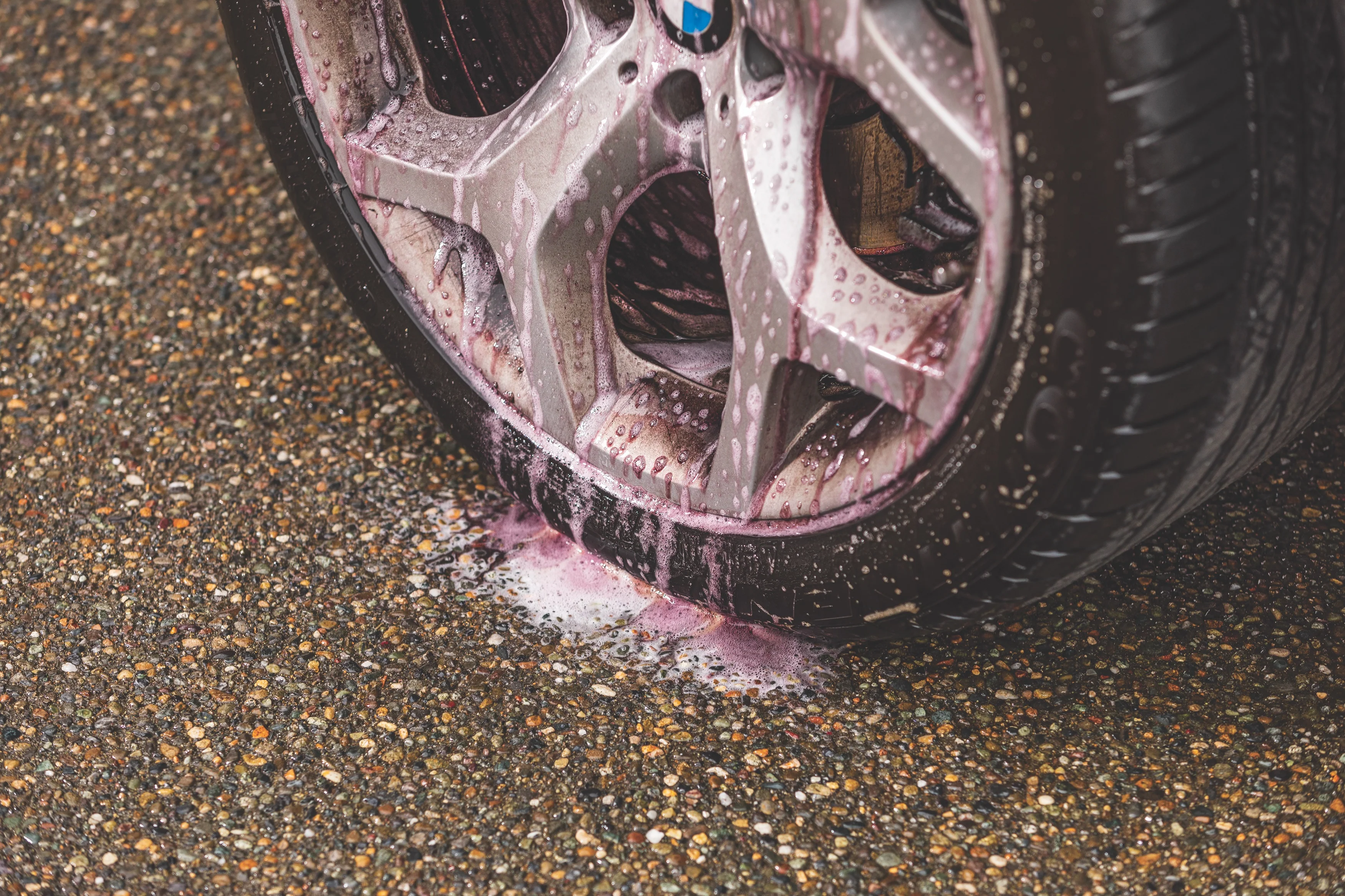 Heavy-Duty Wheel Cleaner - Image 4