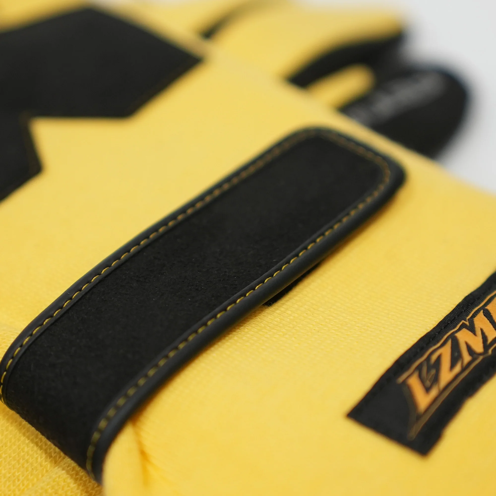 LZMFG Signature Driving Gloves - Image 3